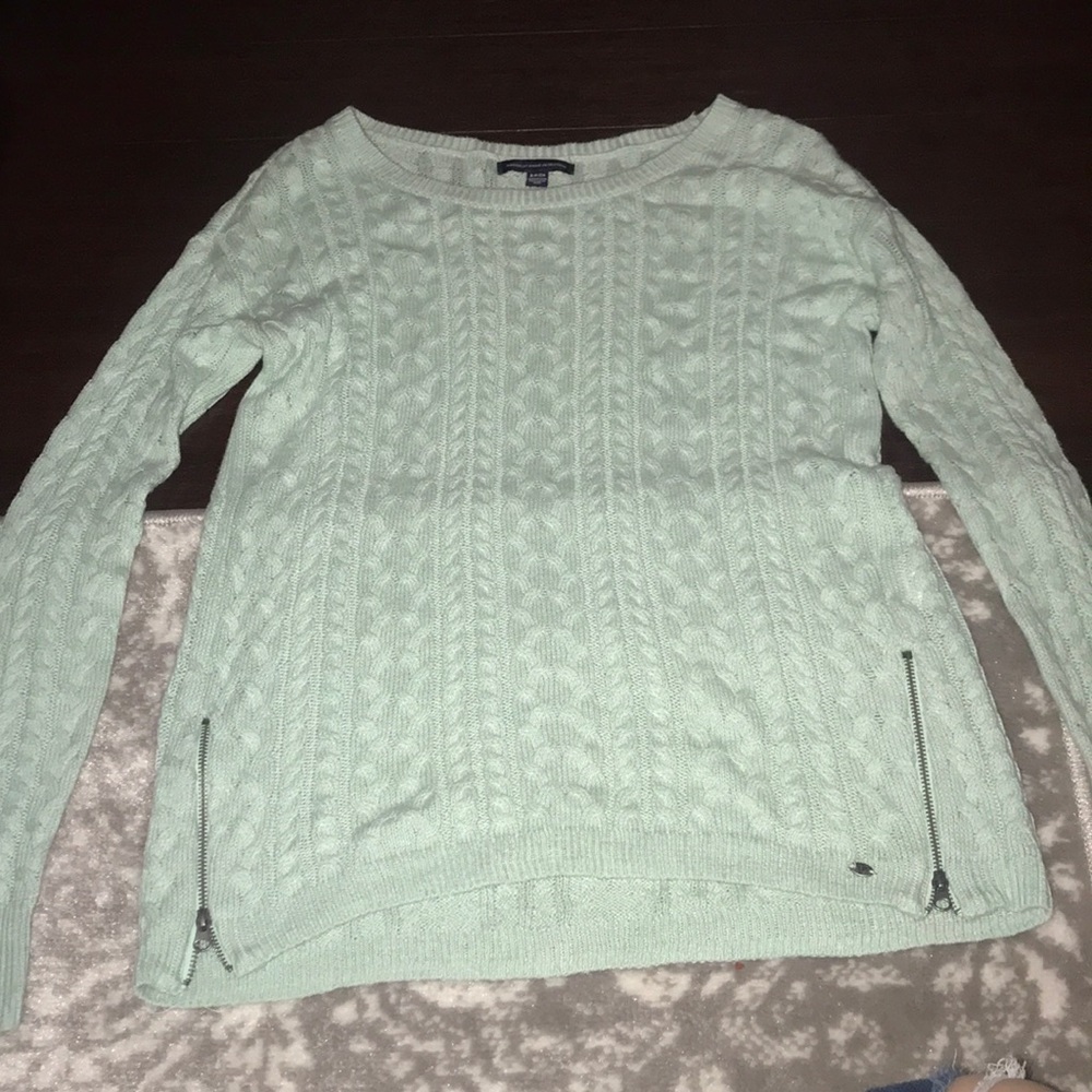 nwot american eagle sweater size small